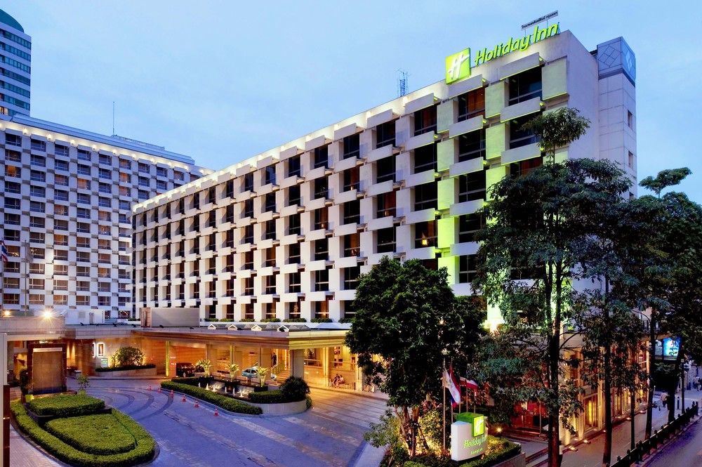Holiday Inn Bangkok image 1